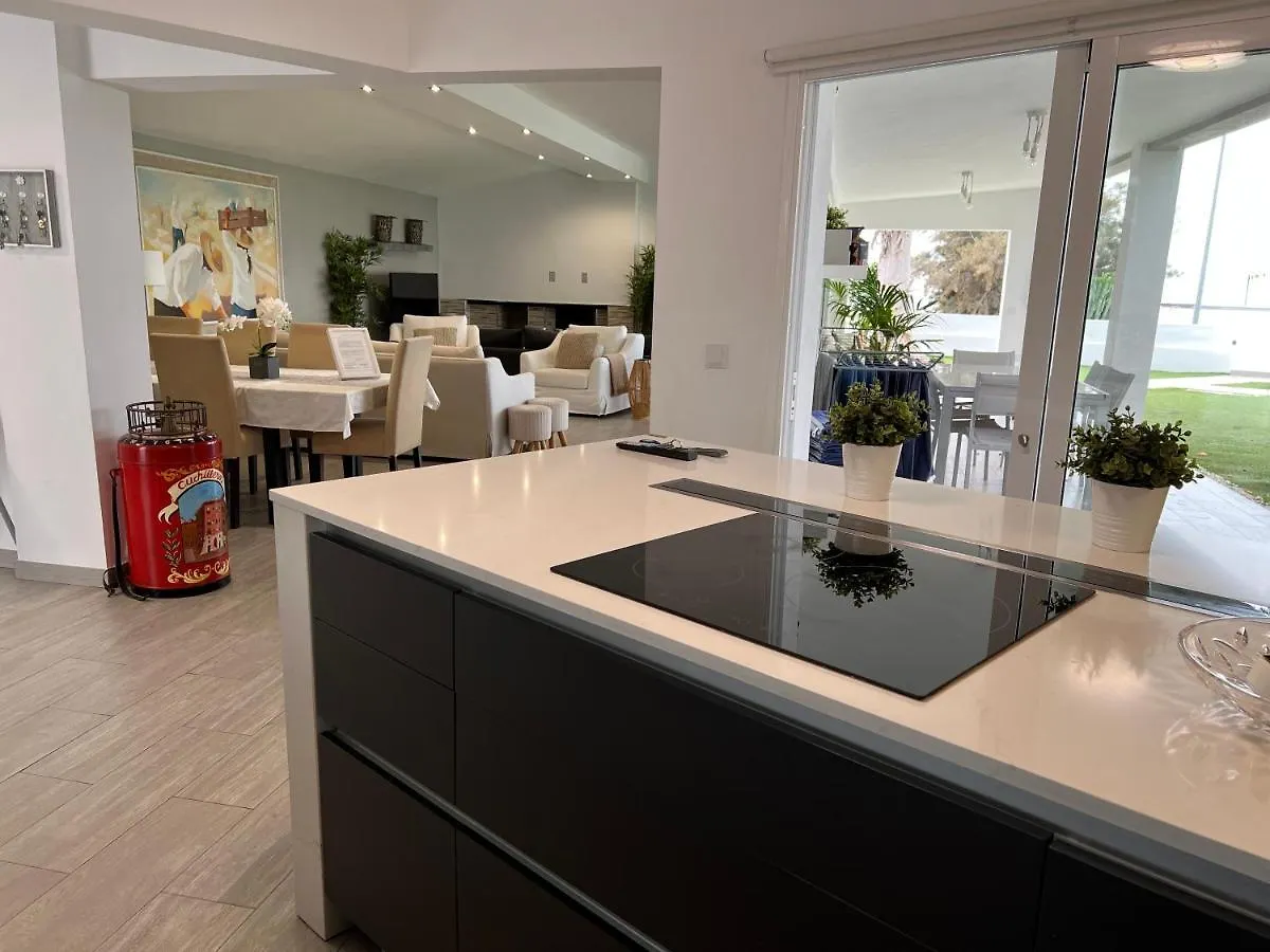 סנטה קרוז דה טנריף Malibu Ocean Villa 0*, סנטה קרוז דה טנריף